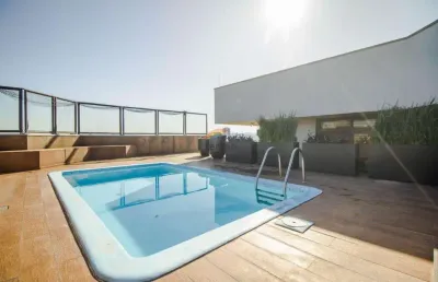 Linda cobertura com 435m², semi mobiliada, sendo 03 dormitórios, sendo 01 suíte master em excelente localização no centro de novo hamburgo!