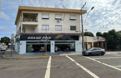 Prédio, loja comercial, casa comercial, estacionamento e 4 apartamentos com 03 dormitórios no bairro pátria nova em novo hamburgo.