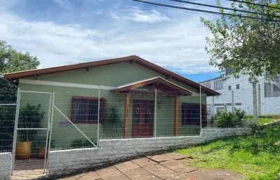 Casa com 3 dormitórios sendo uma suíte, no bairro guarani de novo hamburgo