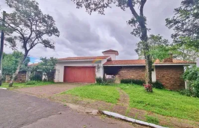 Casa residencial de 5 quartos no bairro ouro branco