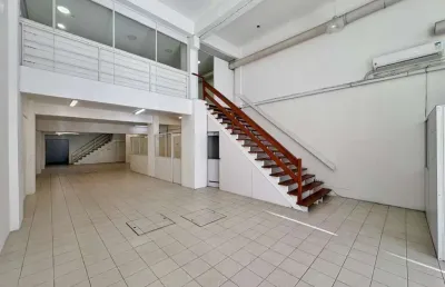 Loja de 300 m² para alugar no bairro rio branco em novo hamburgo/rs.