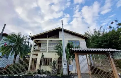 Casa com 4 quartos para alugar no Primavera, Novo Hamburgo 