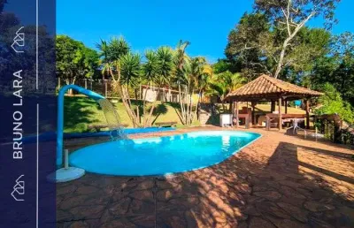 Sitio à venda em igarapé mg residencial vista da serra.