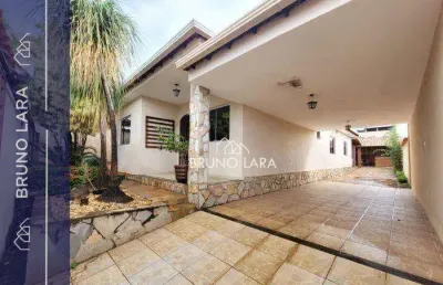 Casa com 3 dormitórios para alugar, 250 m² por r$ 4.840,00/mês - santa mônica - igarapé/mg