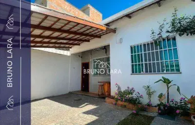 Casa com 2 quartos à venda na Rua das Quaresmeiras, 71, Vila Verde, Betim