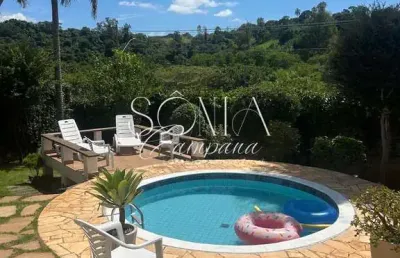 Excelente casa em condomínio de alto padrão em valinhos.