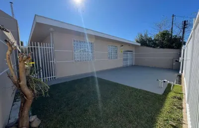 Residência térrea com terreno e edícula com churrasqueira nos fundos!!!