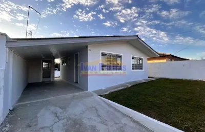 Casa com 2 quartos para alugar na Rua Antônio Dalmarco, 423, Fazendinha, Curitiba
