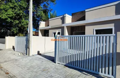 Casa à venda com piscina próximo ao mar pontal do paraná