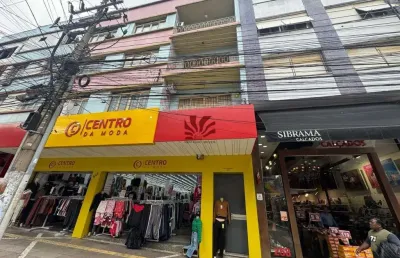 Apartamento com 4 quartos para alugar na rua tiradentes, 590, centro, canoas por r$ 1.800