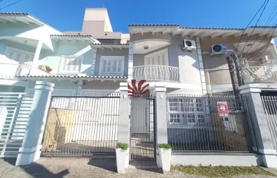 Casa com 2 quartos à venda na rua maria agiova ghilardi, 24, centro, canoas por r$ 739.000