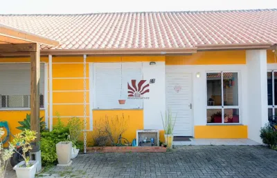 Casa em condomínio fechado com 3 quartos à venda na avenida do nazario, 1000, estância velha, canoas por r$ 299.000