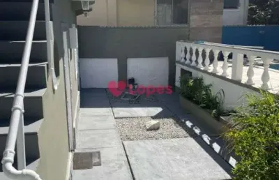 Espetacular casa duplex (258m),em area nobre do pechincha, com vista livre,sol matinal.