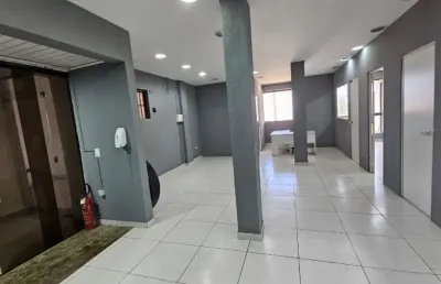 Sala comercial para locação na orla boca do rio, salvador, bahia.