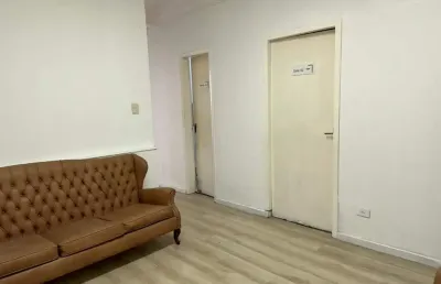 Sala comercial com 4 salas para alugar na Avenida Marechal Floriano Peixoto, 252, Centro, Curitiba