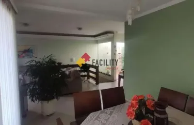 Casa com 3 quartos à venda na rua edgard genezini, 173, jardim melle, vinhedo, 200 m2 por r$ 943.000