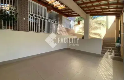 Casa com 4 quartos à venda na rua barretos, 35, jardim proença i, campinas, 223 m2 por r$ 795.000