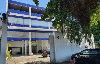 Barracão / Galpão / Depósito com 4 salas para alugar na Estrada de Jacarepaguá, 1, Anil, Rio de Janeiro
