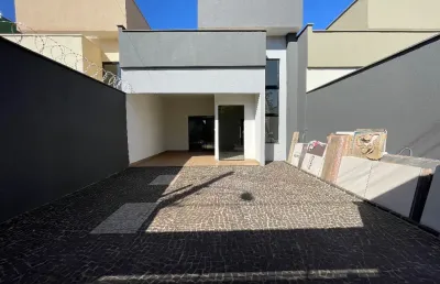 Casa 3 quartos e área de churrasco a venda no afonso pena itumbiara