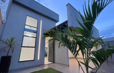 Casa de alto padrão 3 quartos e piscina a venda beira rio