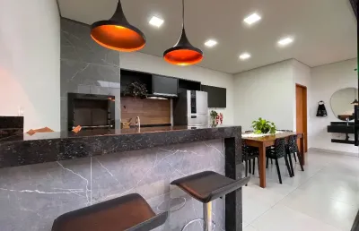 Casa 2 quartos  e linda área gourmet a venda jardim flamboyant