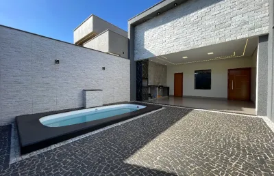 Casa 3 quartos, todos suítes  piscina e churrasqueira a venda buritis 2
