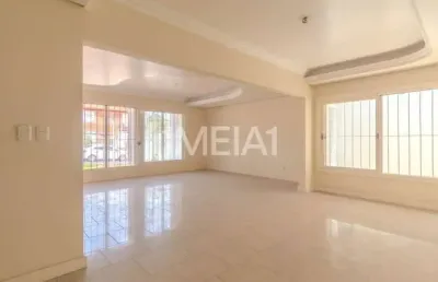 Casa comercial para alugar na avenida joão wallig, 2145, passo da areia, porto alegre por r$ 12.000