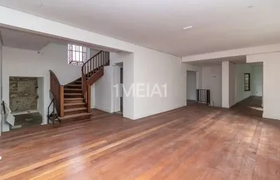 Casa comercial para alugar na rua castro alves, 465, independência, porto alegre por r$ 22.000