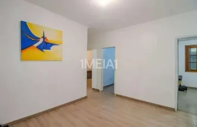 Apartamento com 3 quartos para alugar na rua comendador azevedo, 95, floresta, porto alegre por r$ 2.300