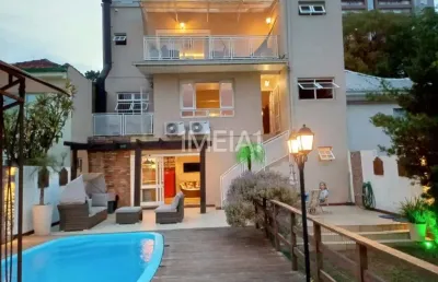 Casa com 3 quartos para alugar na rua luzitana, 1098, higienópolis, porto alegre por r$ 13.500