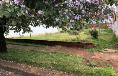 Terreno à venda no Jardim Diamante, Maringá 