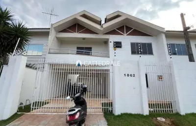 Casa com 3 quartos para alugar na Rua Pioneiro Ângelo Bertoni, 1062, Jardim Higienópolis, Maringá