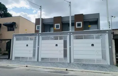 Sobrados novos, com acabamento de primeira na região do ipiranga