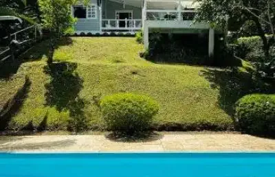 Exclusiva residência de alto padrão no condomínio fazenda da ilha – embu guaçu