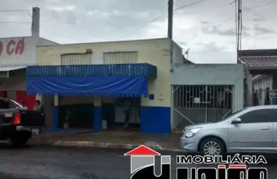 Casa com 2 quartos à venda no Núcleo Habitacional Castelo Branco, Marília 