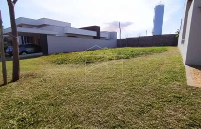 Terreno em condomínio em residencial em costa do ipê
