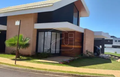 Casa em condomínio em terras da fazenda  -  marília