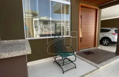 Casa com 4 quartos à venda no Jardim Riviera, Marília 