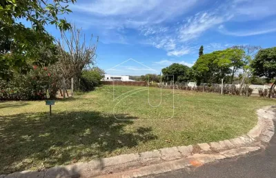 Terreno em condomínio em portal da serra  -  marília