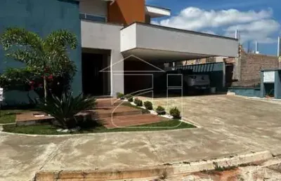 Casa em condomínio residencial terras da fazenda - marília