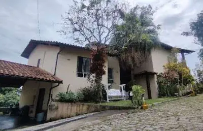 Casa com 05 quartos à venda, 576 m² por r$ 1.300.000 - pendotiba - niterói/rj.