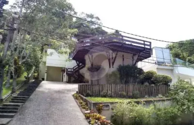 Casa em condomínio com 03 quartos à venda em itaipu - niterói/rj