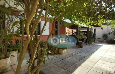 Casa com 03 quartos à venda em itaipu - niterói/rj!