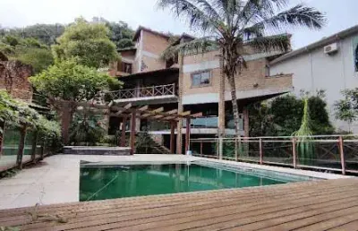 Casa em condomínio fechado com 4 quartos à venda na Estrada de Itacoatiara, 110, Itacoatiara, Niterói