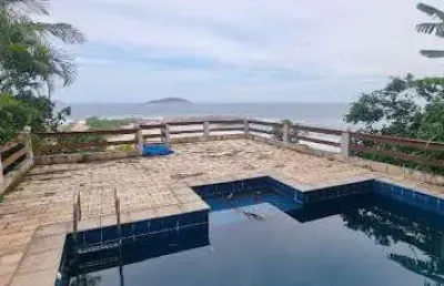 Casa com 04 quartos à venda em piratininga - niterói/rj.