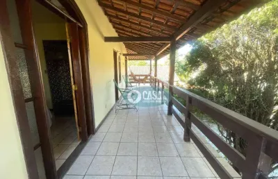 Casa com 5 quartos, sendo 2 suítes,  em itaipu - niterói/rj