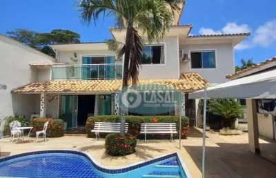 Casa em itaipu com 04 quartos, piscina, sauna e churrasqueira.