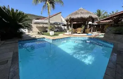 Casa linear com 03 quartos à venda, 179 m², em itaipu - niterói/rj.
