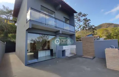Casa com 03 quartos à venda no engenho do mato - niterói/rj.