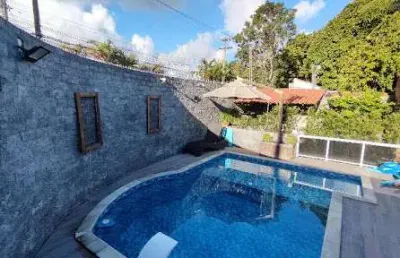 .casa com 03 quartos à venda em piratininga com piscina e churrasqueira